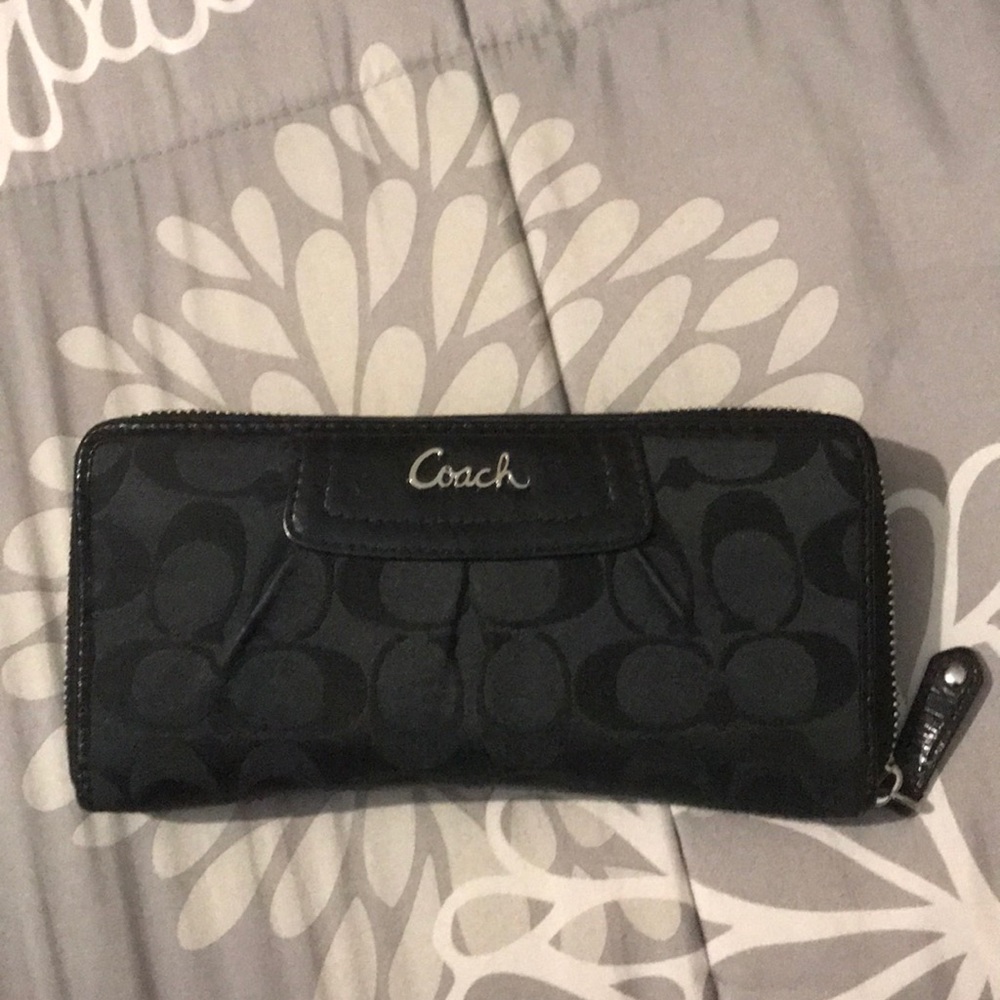 Coach wallet